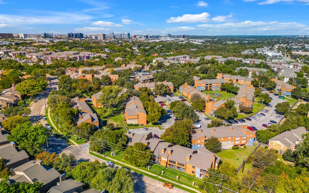 Century Park apartments in Dallas, TX
