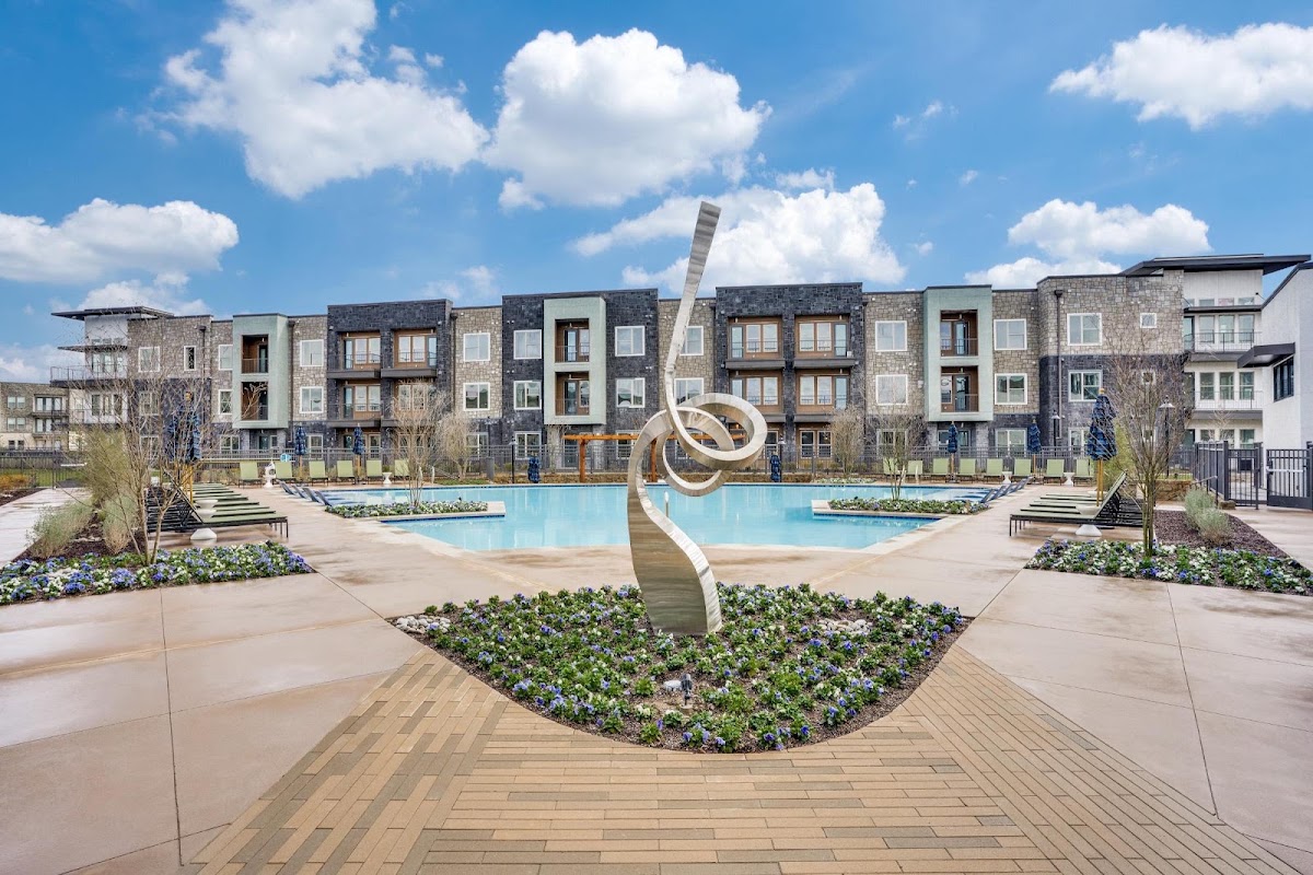 Mercer 1900 Apartments apartments in Farmers Branch, TX
