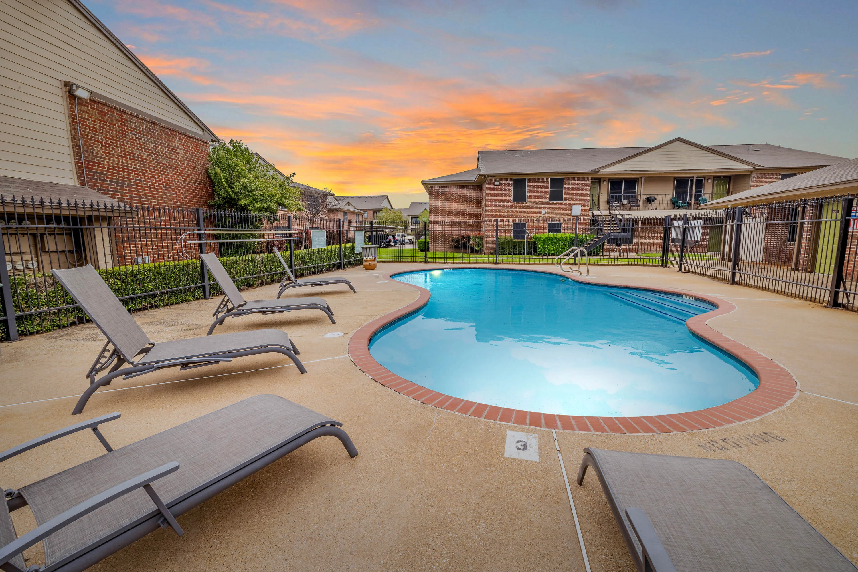 Ambassador Townhomes apartments in Balch Springs, TX