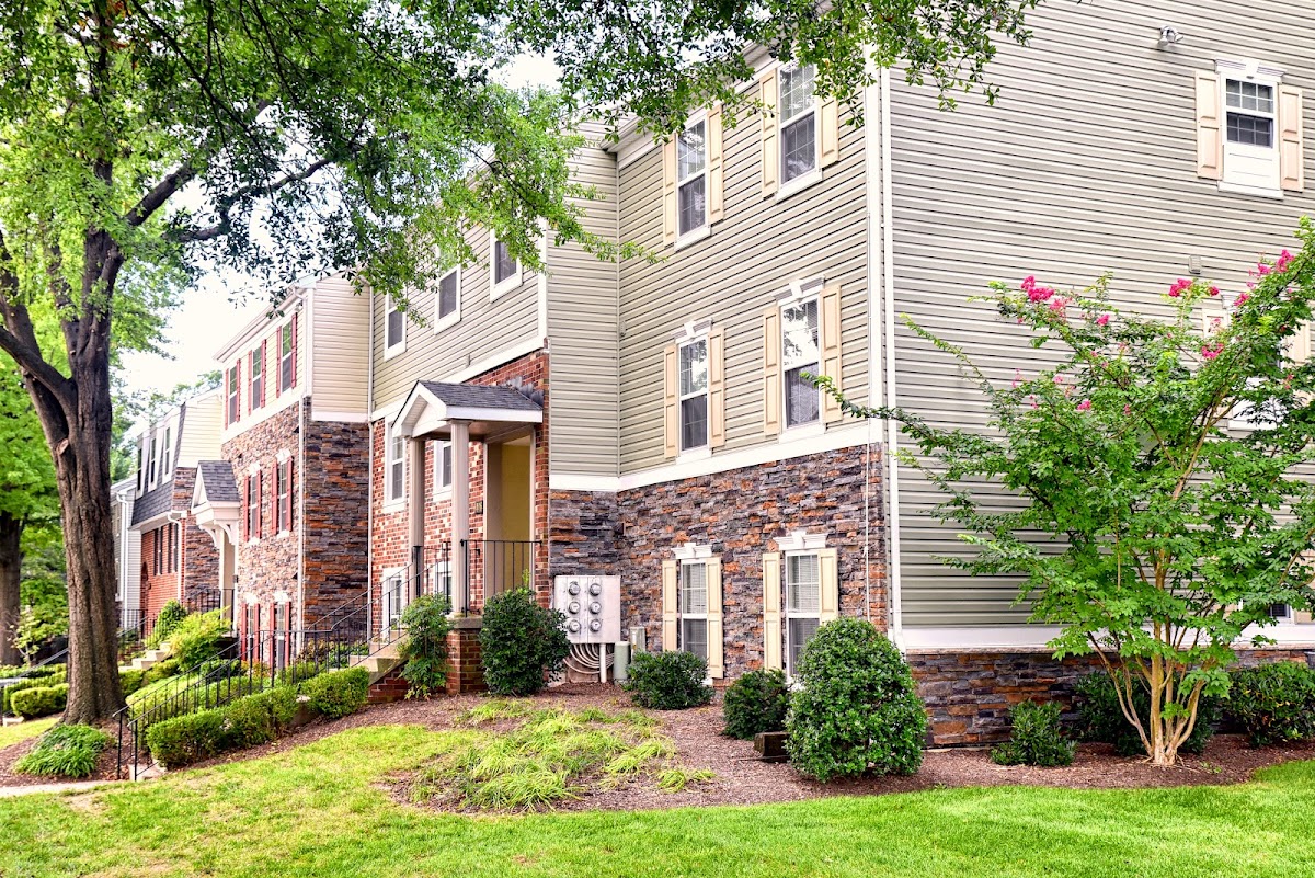 Woodlawn Village Apartments apartments in Frederick, MD