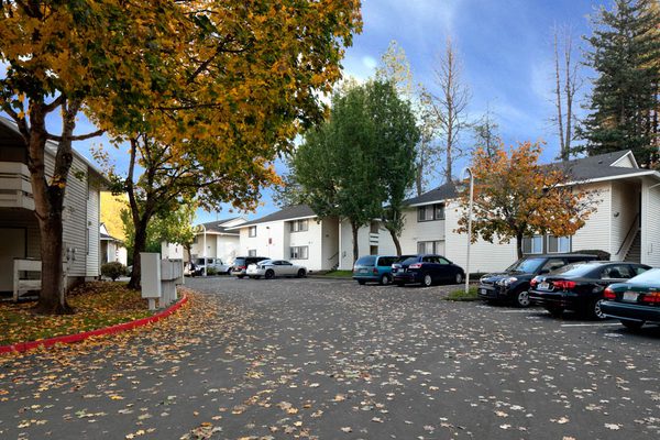Mountain Knolls Apartments apartments in Gresham, OR