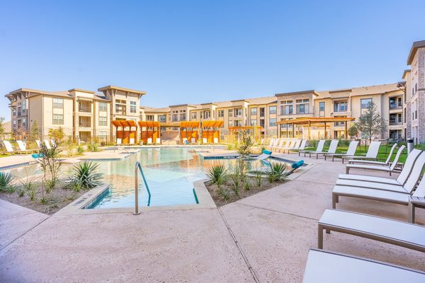 The Drake Apartments apartments in Midland, TX