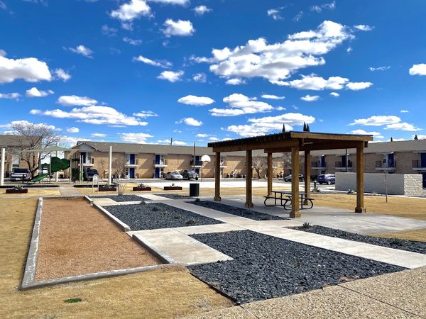 Chaparral Apartments apartments in Midland, TX