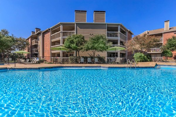 Iron Landings apartments in Dallas, TX