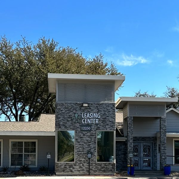 St Croix Apartments apartments in Dallas, TX