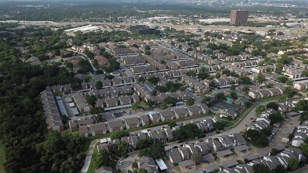 Bosque Estates apartments in Dallas, TX