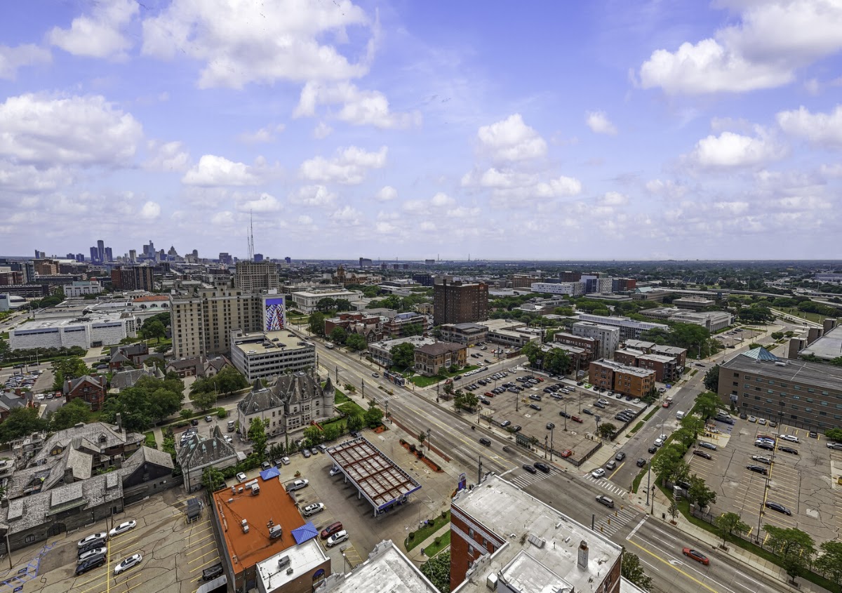 Midtown Detroit Apartments - Phillips Manor apartments in Detroit, MI