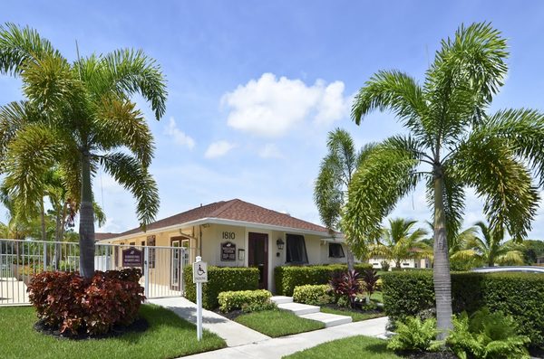 10X Harbour Pines Apartments apartments in Port St Lucie, FL