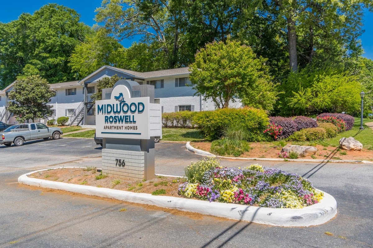 Midwood Roswell Apartments apartments in Roswell, GA