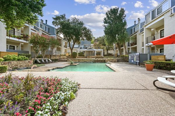 The Retreat at Lake Highlands 📍Visítanos hoy o llama al apartments in Dallas, TX