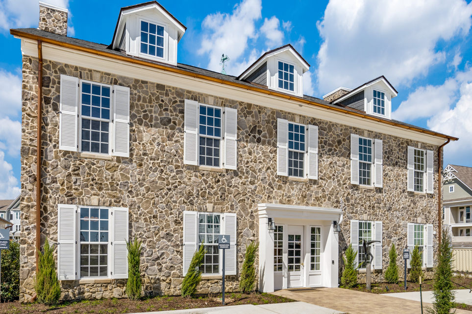 Sage Hill at Cypress Waters apartments in Coppell, TX