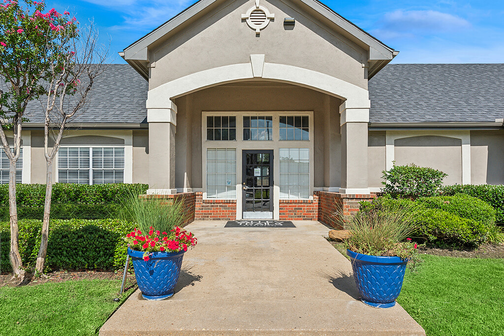 Valley Trails Apartments apartments in Irving, TX