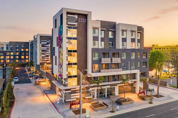 Metro East Senior Park apartments in Santa Ana, CA