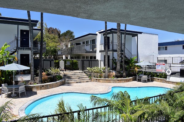 Americana South Bay apartments in Torrance, CA
