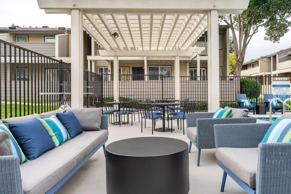 Sofi Dublin apartments in Dublin, CA