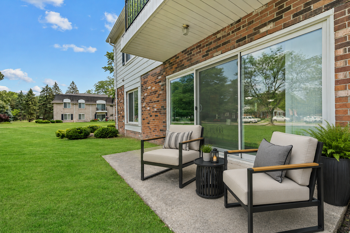 Apple Ridge Apartments - Livonia, MI apartments in Livonia, MI