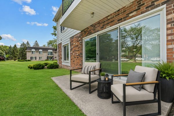 Apple Ridge Apartments - Livonia, MI apartments in Livonia, MI