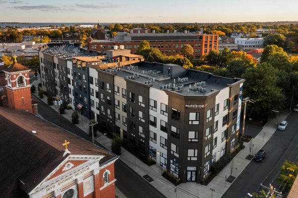 Parkside at City Crossing apartments in New Haven, CT