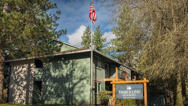 Timberline Apartments apartments in Tigard, OR