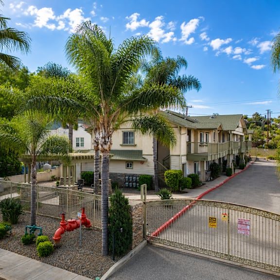 Lake Elsinore Apartments apartments in Lake Elsinore, CA