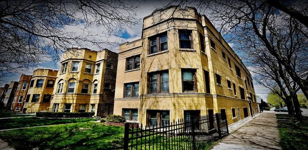 Urban Abodes apartments in Chicago, IL