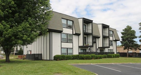 Huntley Ridge Apartments apartments in Topeka, KS
