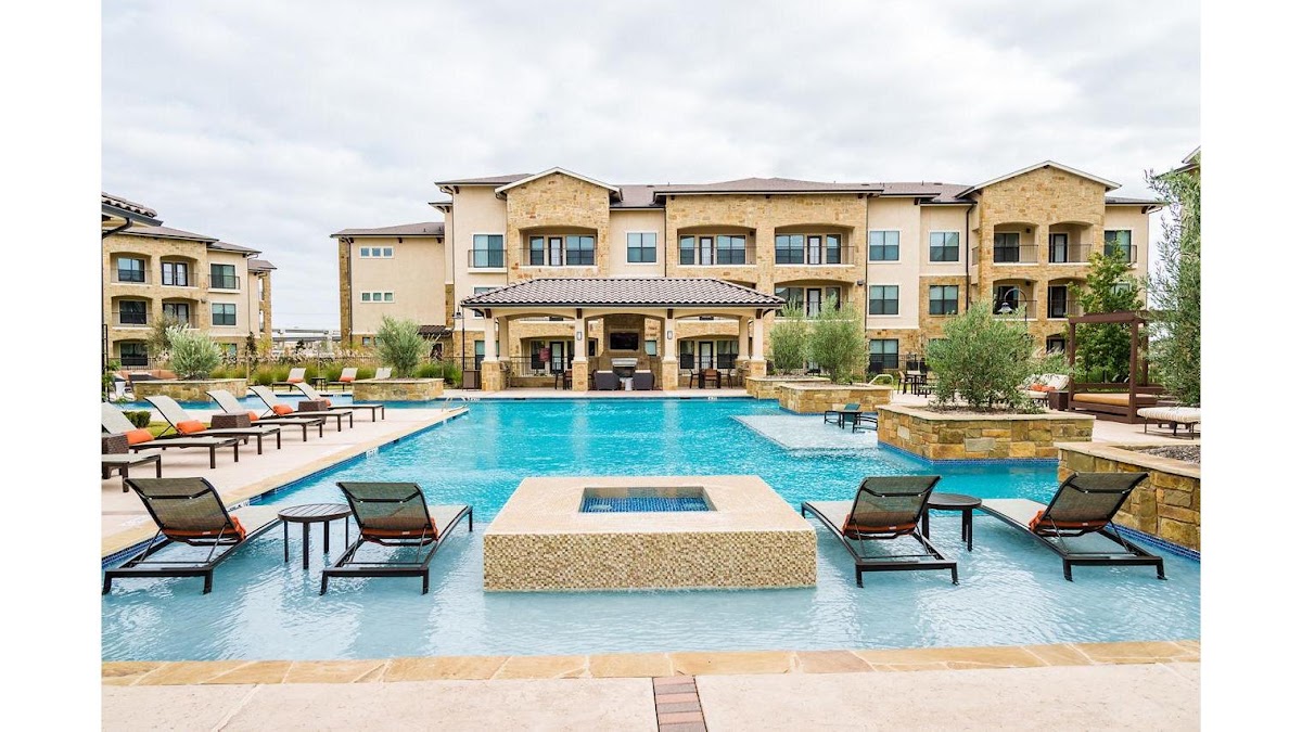 Allora Bella Terra apartments in Richmond, TX