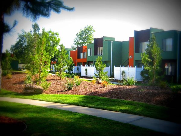 Hunter Place apartments in Fresno, CA