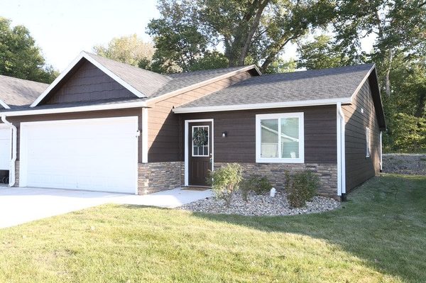 Bradford Estates by Kading apartments in Newton, IA