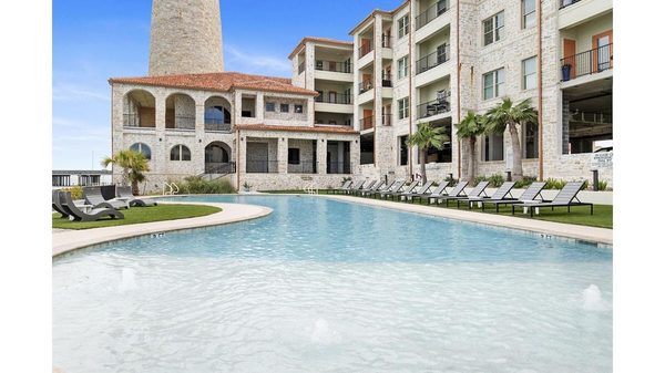 Lighthouse Pointe apartments in Corpus Christi, TX