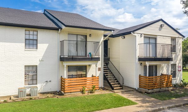 The Haylie apartments in Garland, TX