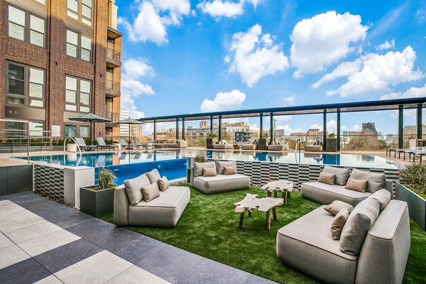 The Alton apartments in Dallas, TX