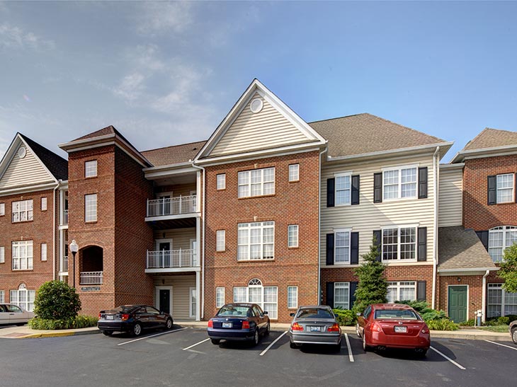 Newtown Crossing apartments in Lexington, KY