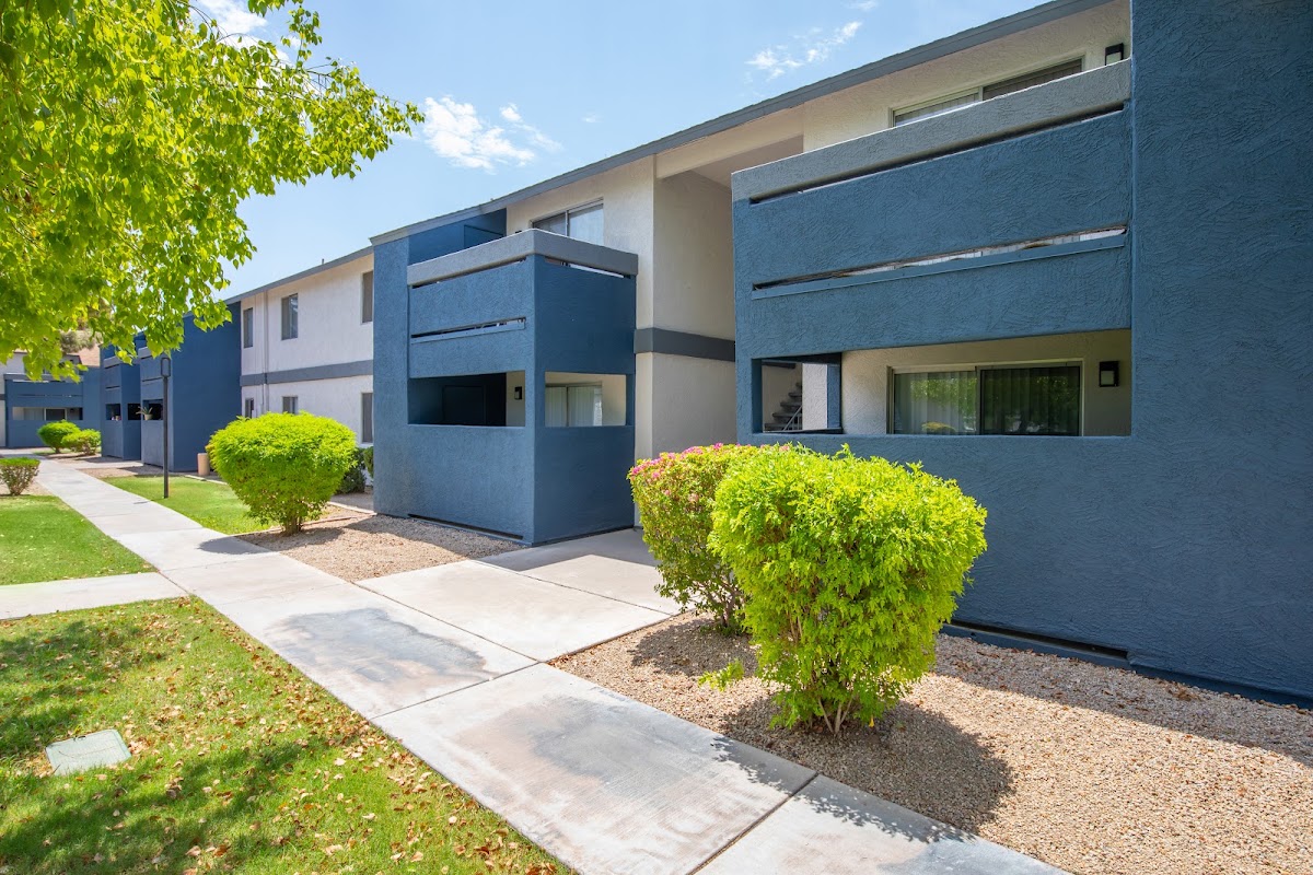 Rise at The District apartments in Mesa, AZ