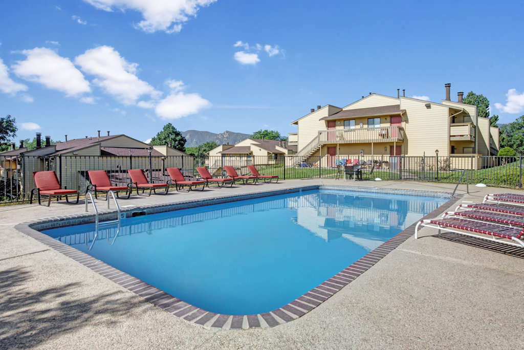 Grand View apartments in Colorado Springs, CO