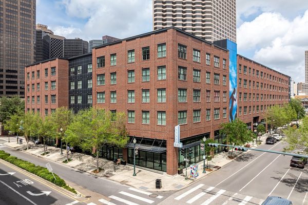 The Paramount at South Market apartments in New Orleans, LA