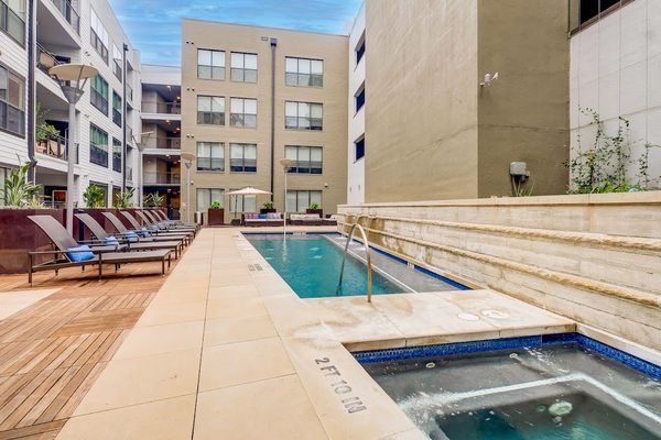 Cole Apartments apartments in Austin, TX