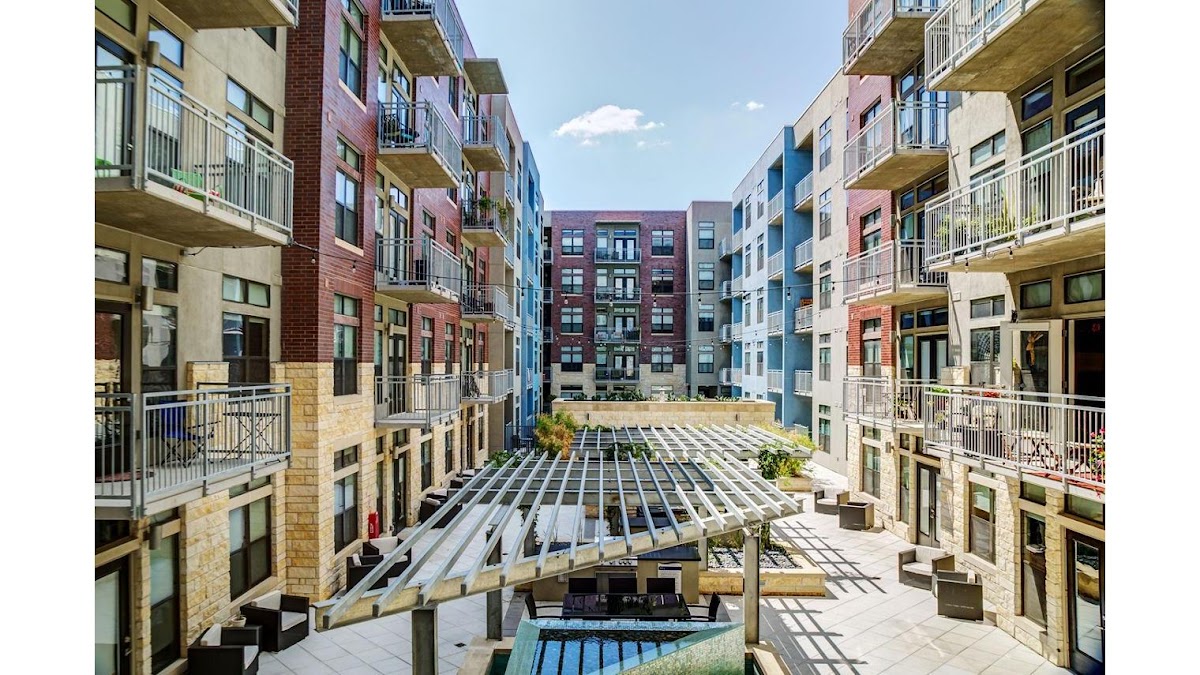 Coldwater Luxury Apartments apartments in Austin, TX