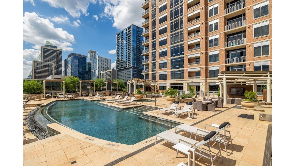 Ashton Austin apartments in Austin, TX