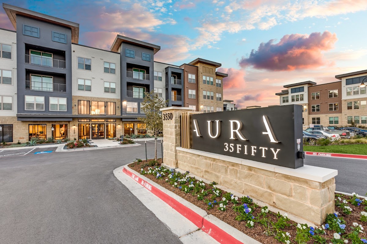 Aura 35Fifty apartments in Round Rock, TX
