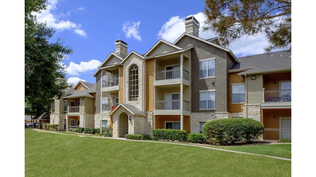 District on La Frontera apartments in Austin, TX