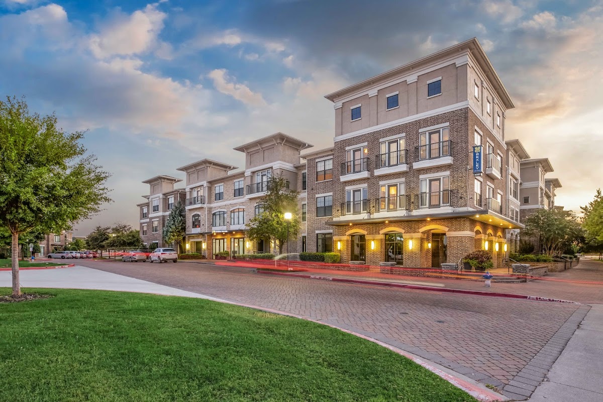 Bexley Lake Forest apartments in Mckinney, TX