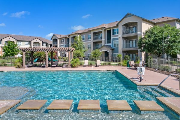 Cypress Creek Wayside Drive apartments in Houston, TX