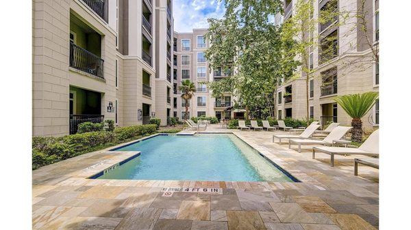 2900 West Dallas apartments in Houston, TX