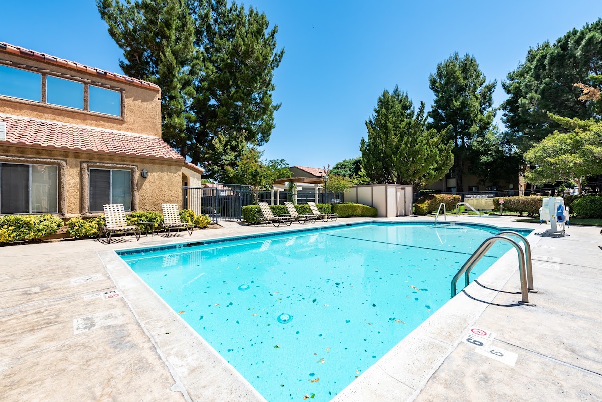 Granada Villas Apartment Homes apartments in Lancaster, CA