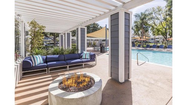 Avana Springs apartments in Corona, CA