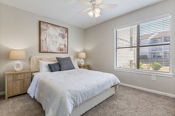 Estates at East Riverside apartments in Austin, TX