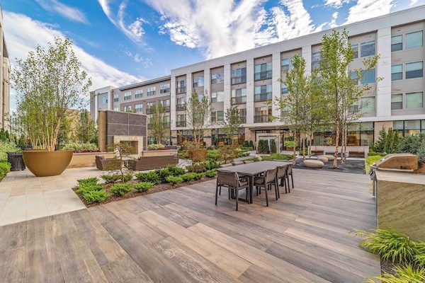 Hanover Stoneham apartments in Stoneham, MA