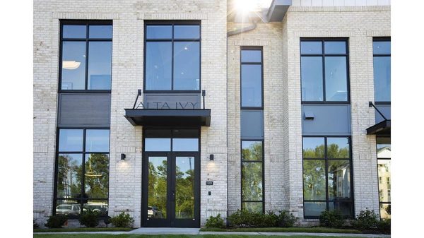 Alta Ivy apartments in Cary, NC