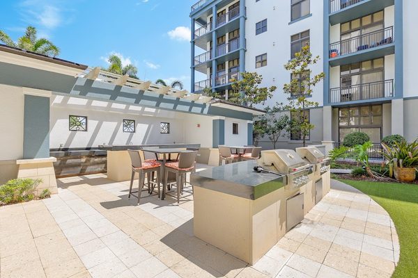 The Manor at Flagler Village apartments in Fort Lauderdale, FL